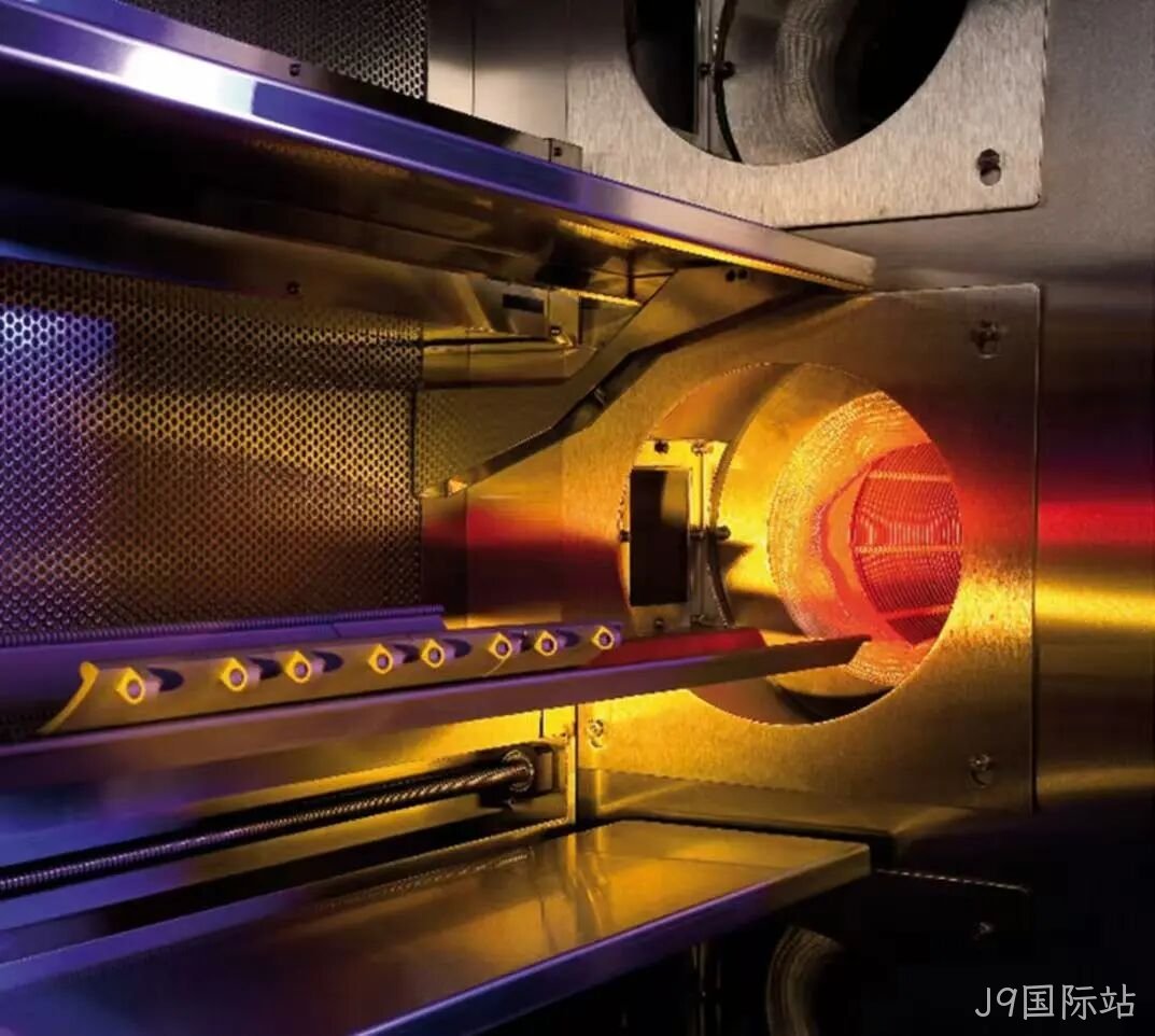 晶圆制造基础工艺解析(三):LPCVD二氧化硅与氮化硅——芯片的“绝缘铠甲”与“